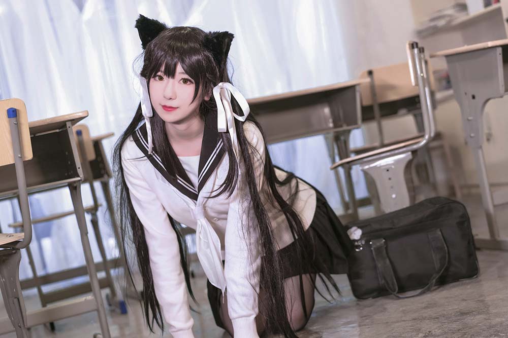 弥音音 – 爱宕制服 预览图 - 2