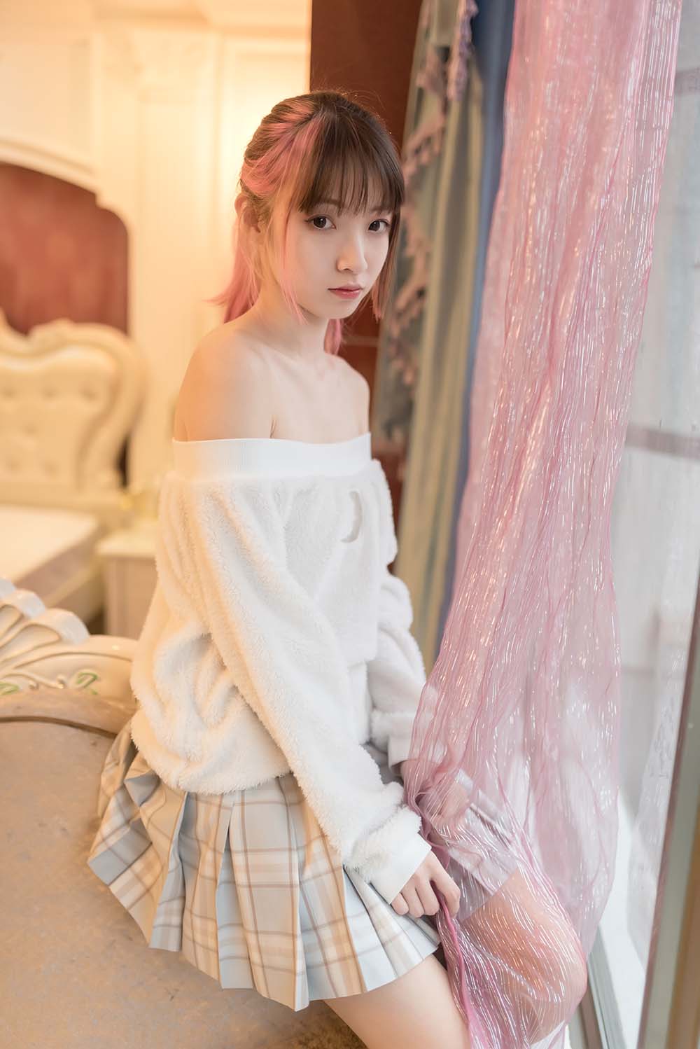 风之领域 NO.020 为你穿上丝袜 预览图 - 2