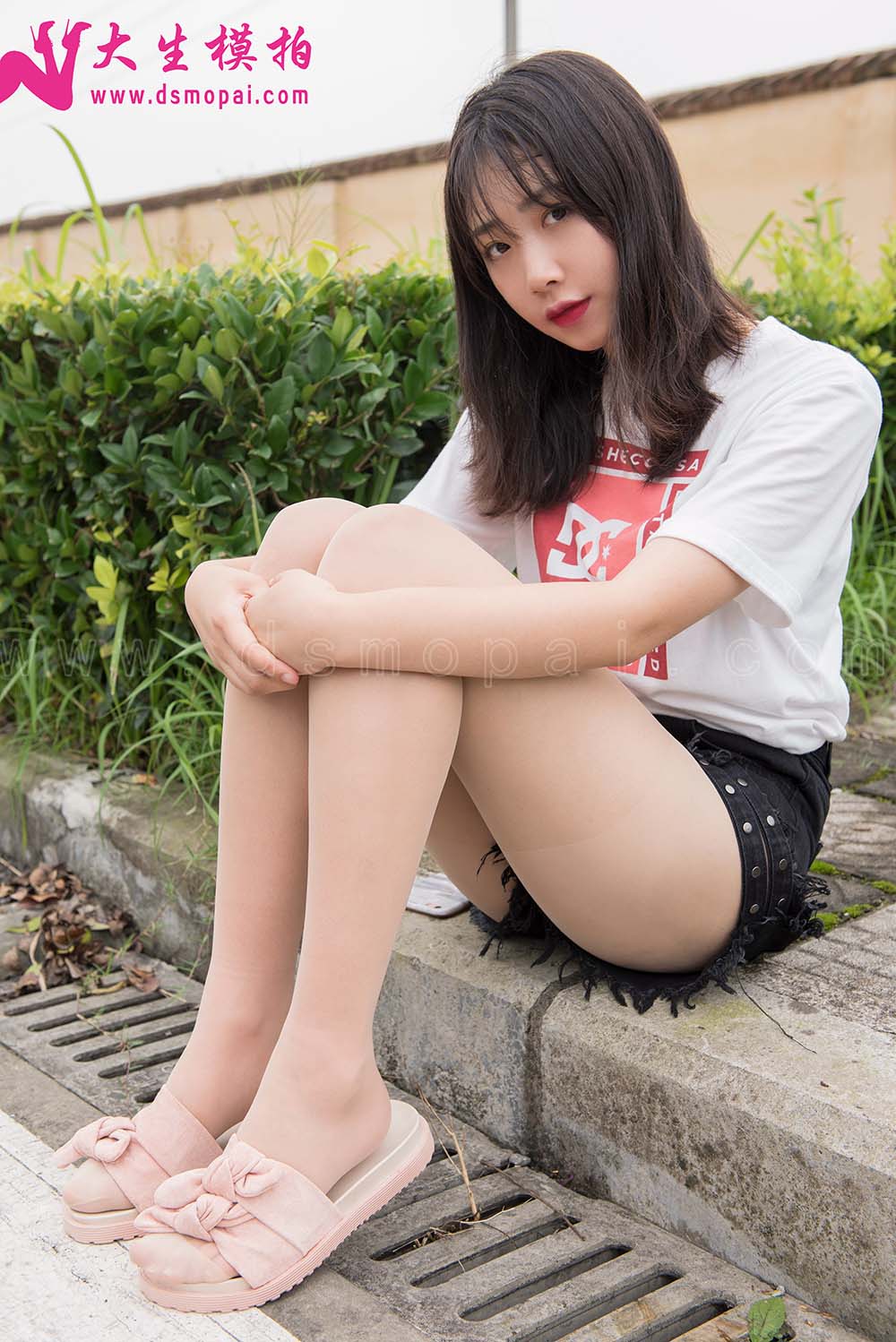 大生模拍 NO.136 珠珠 压马路的肉丝腿