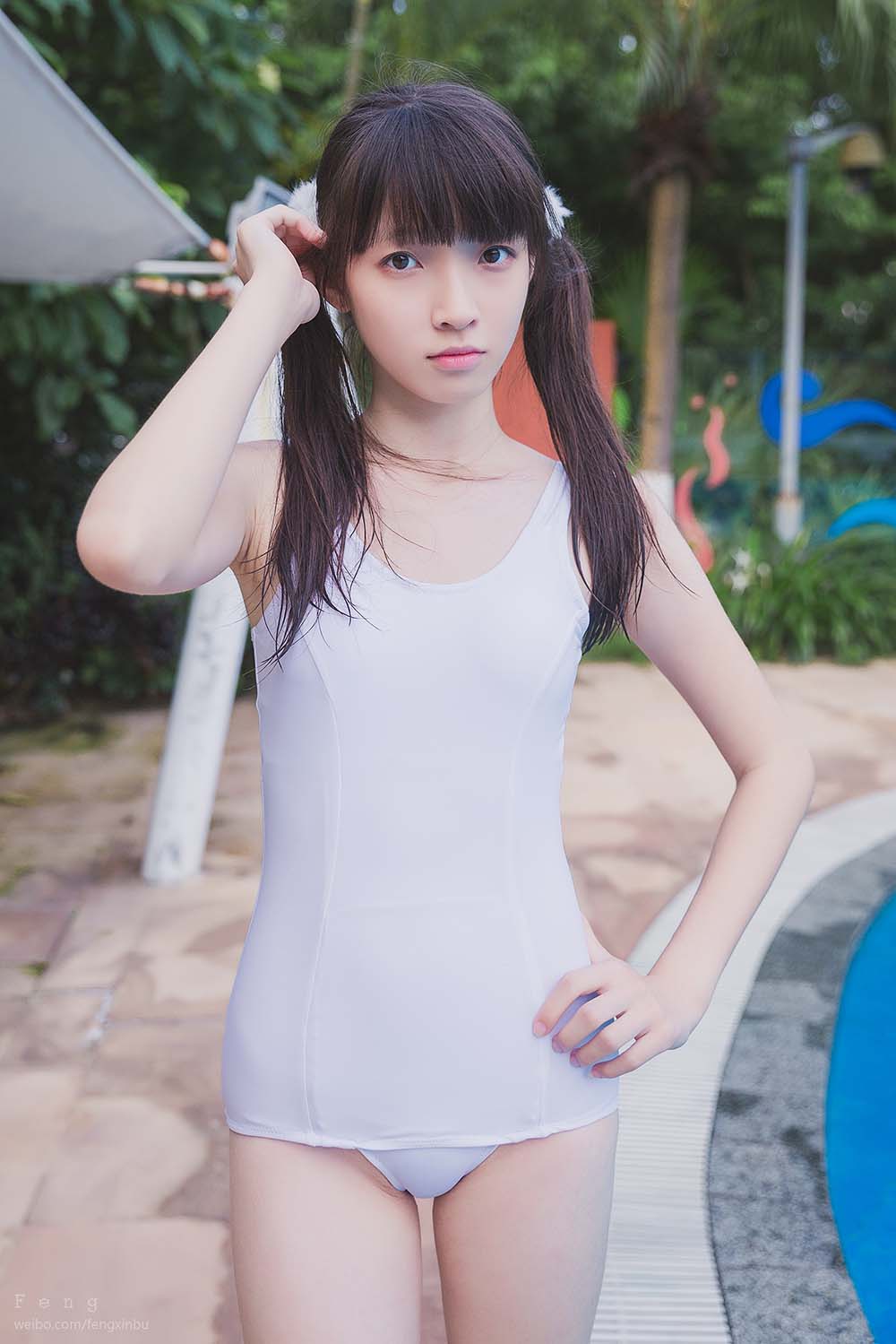 风之领域 NO.053 泳池边的长腿MM