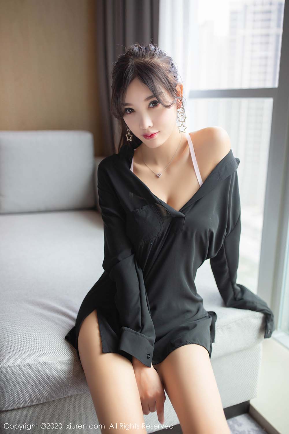 [Xiuren秀人网]XR20200413N02151 2020.04.13 NO.2151 杨晨晨sugar