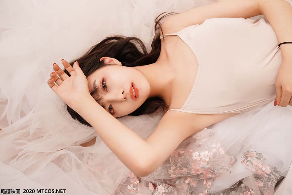 [喵糖映画]VOL.148 女友的暖阳私房 预览图 - 2