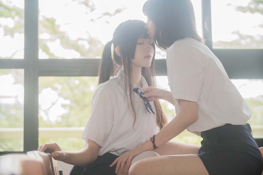 桜桃喵&疯猫ss – JK百合 01 预览图 - 2