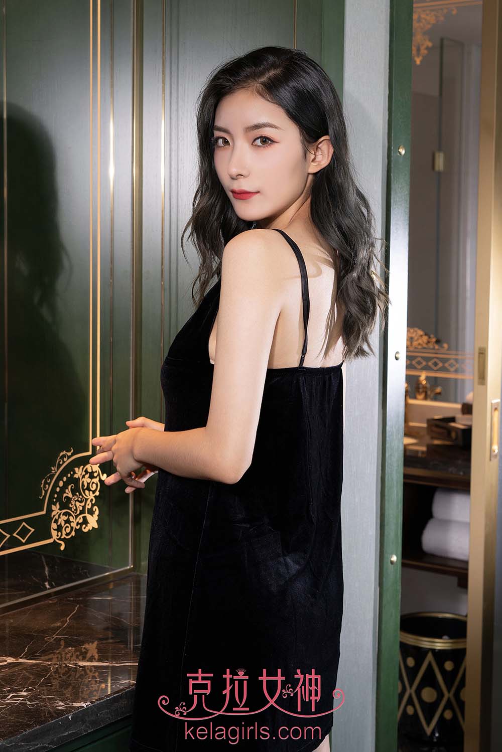[kelagirls克拉女神]2019.06.28《名媛赤足》苏展
