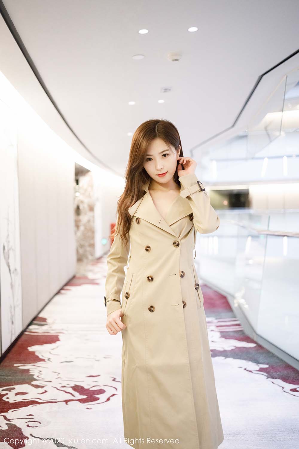 [Xiuren秀人网]XR20200515N02249 2020.05.15 NO.2249 猩红内衣吊袜 杨紫嫣Cynthia 预览图 - 2