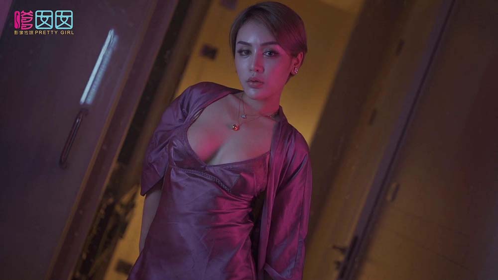 [Feilin嗲囡囡]HD视频2018.11.28 NO.114 琪琪Regina