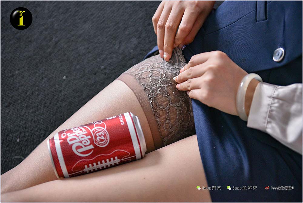 [IESS异思趣向] 普惠集 072 大模-夏日冰冻的34码的小脚