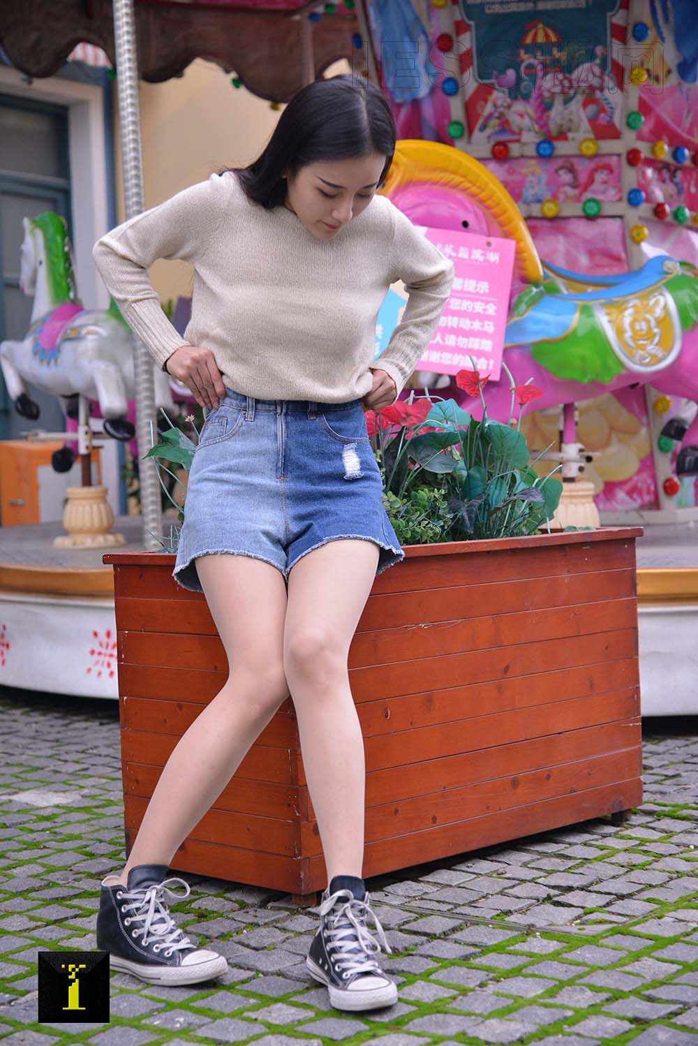 [IESS异思趣向] 普惠集 102 小可爱 预览图 - 2