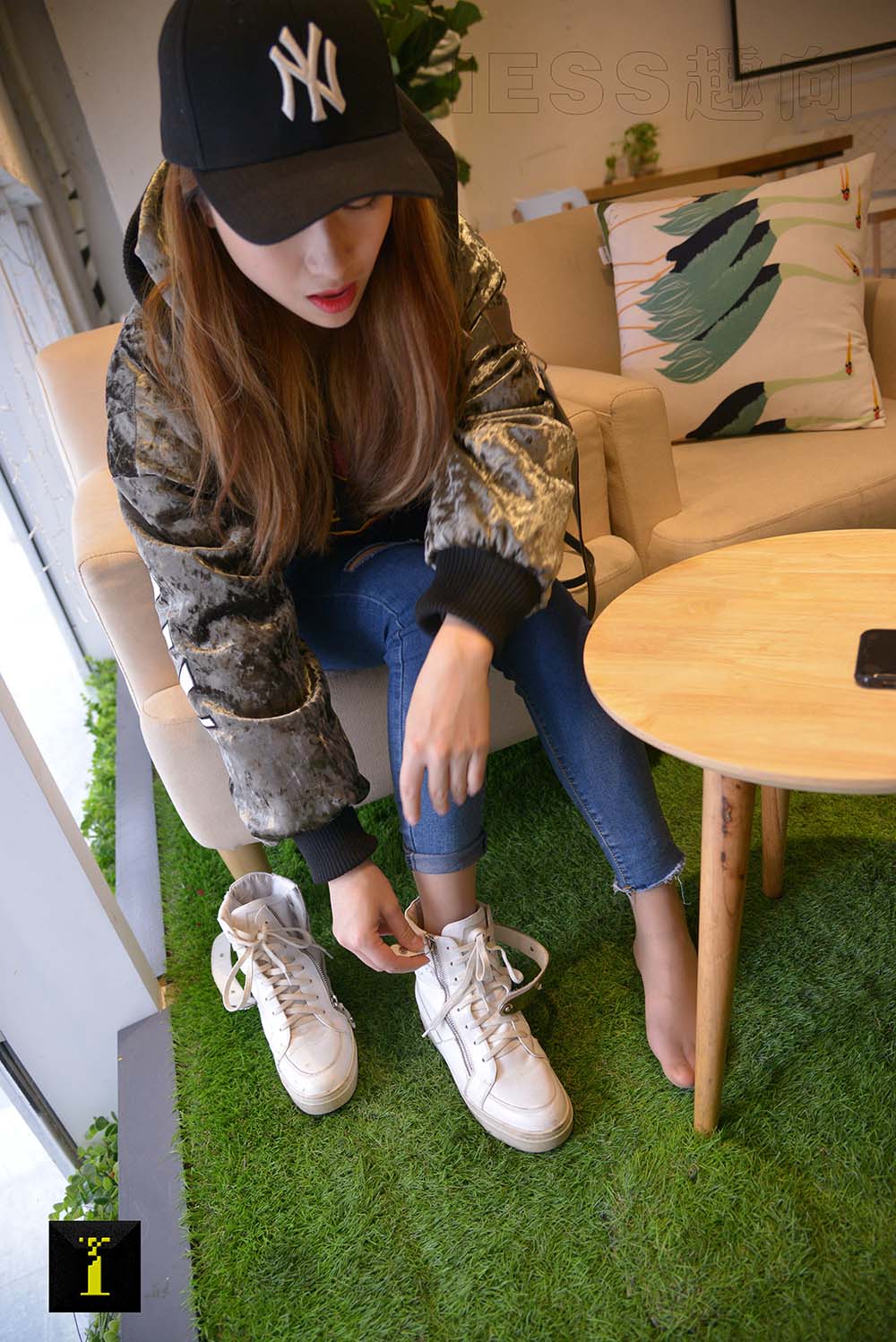 [IESS异思趣向] 普惠集 136 小捷《小捷的双层袜》