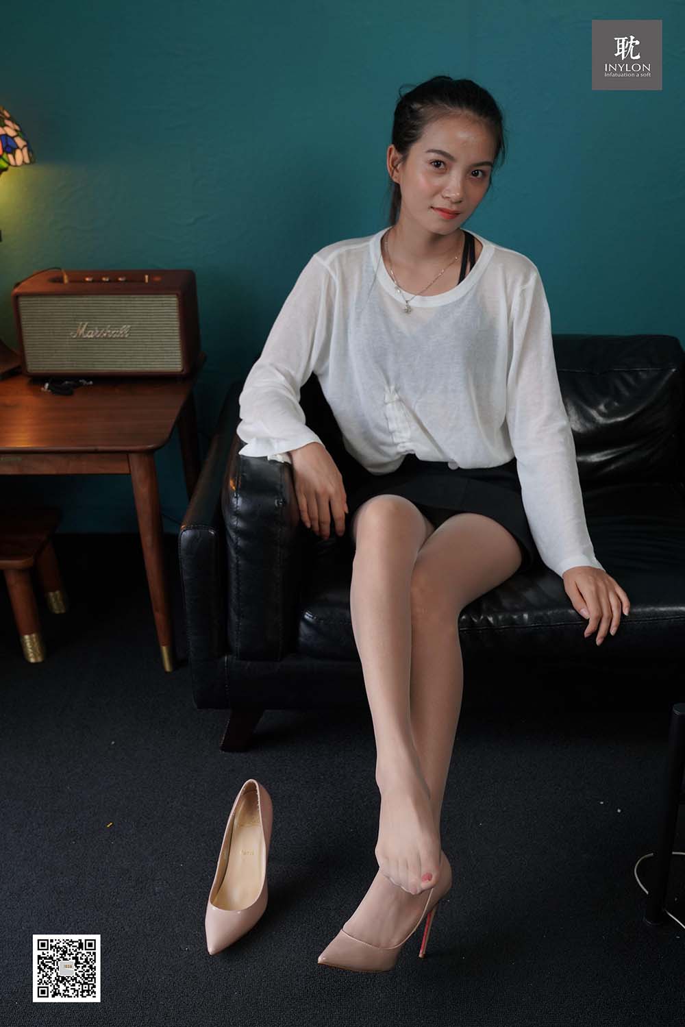 [IESS异思趣向] 普惠集 178  腼腆的新模苏菲