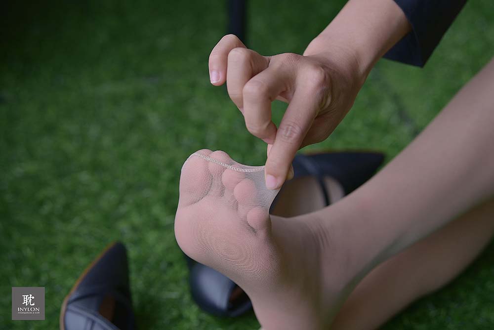 [IESS异思趣向] 普惠集 219 小缓 刚进城的素人2