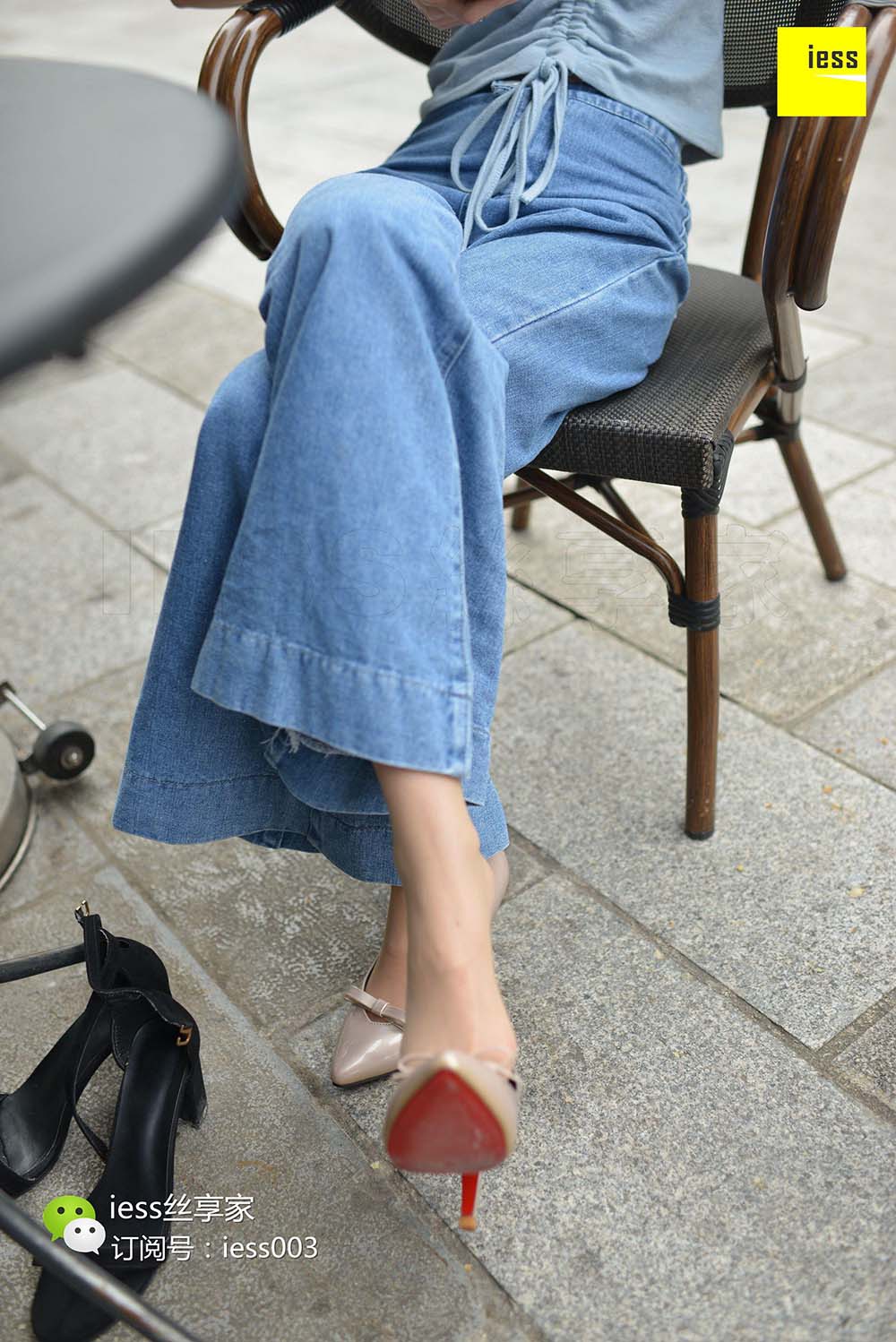 [IESS异思趣向] 2017.10.24 丝享家088：《闷骚长裤里的秘密》 预览图 - 2