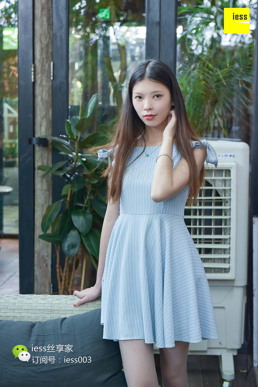 [IESS异思趣向] 2017.10.31 丝享家093：《水池旁嬉戏的少女》七七