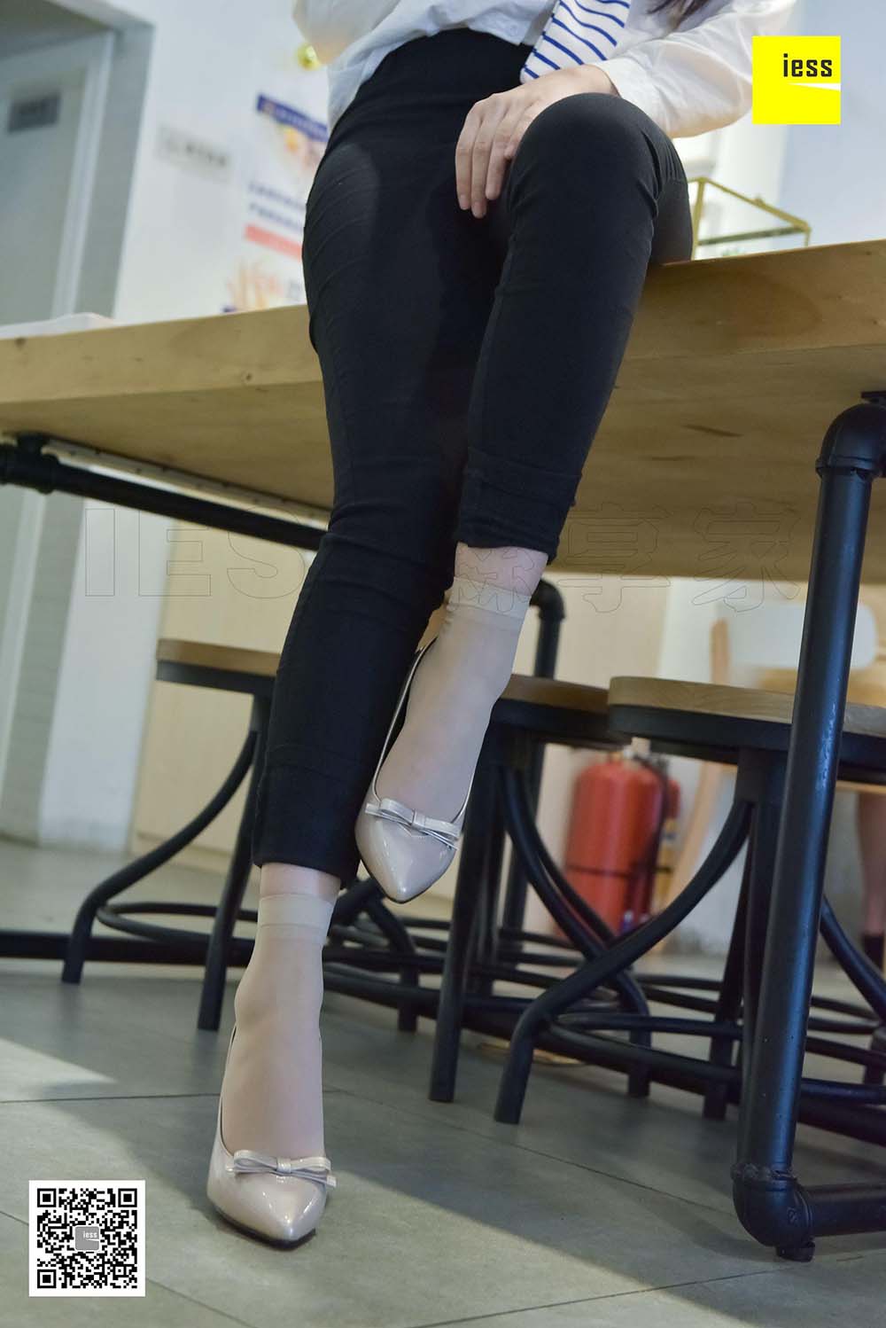 [IESS异思趣向] 2017.12.06 丝享家119：《念念不忘必有回响》文欣 预览图 - 2