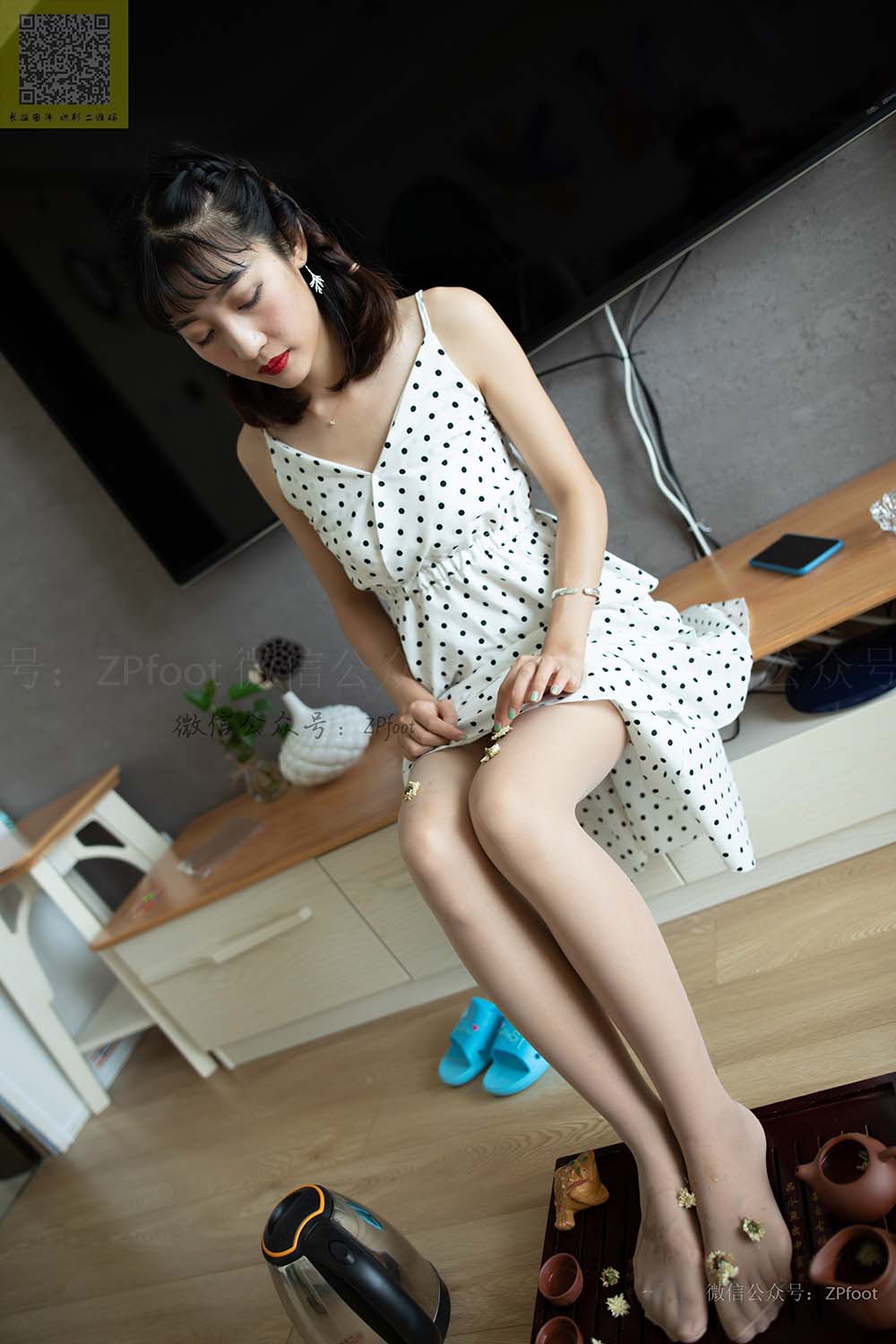 [LSS山茶摄影]NO.126 丝袜泡茶