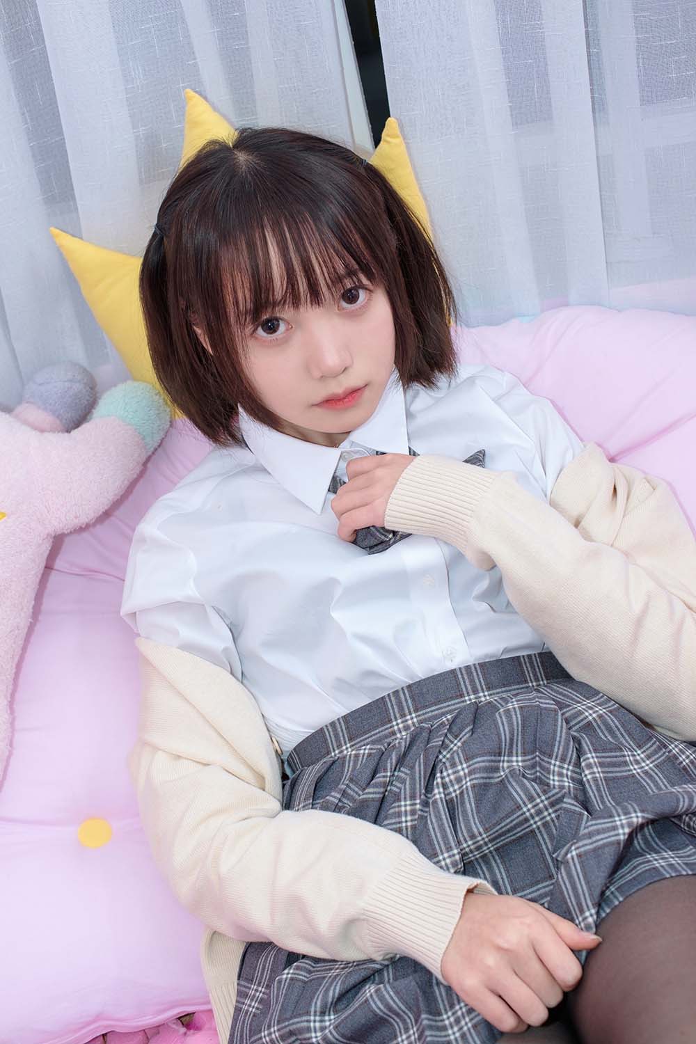 森萝财团写真 SSR-008 黑丝妹妹的闺房 预览图 - 2