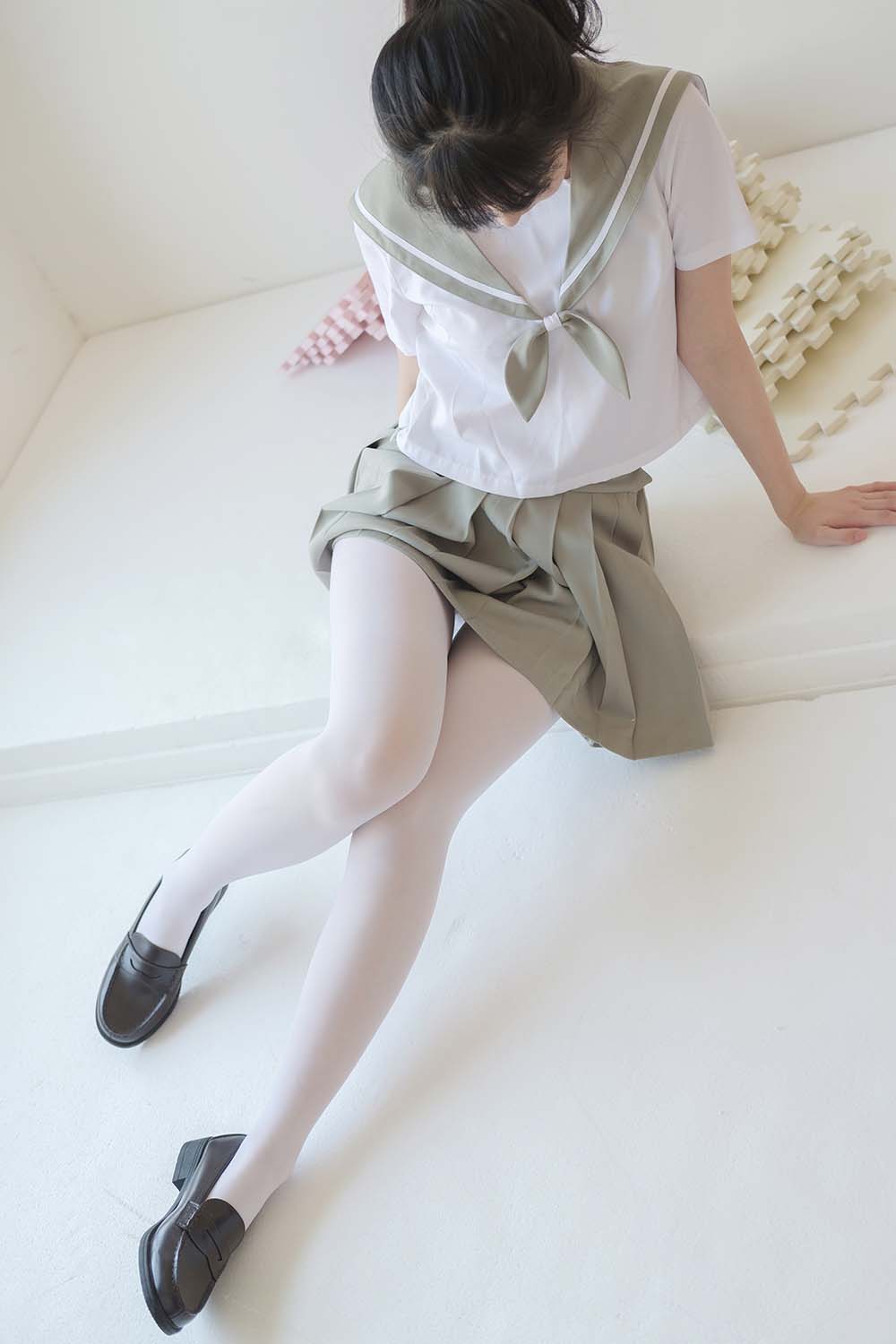 森萝财团写真 X-016 白丝纯情