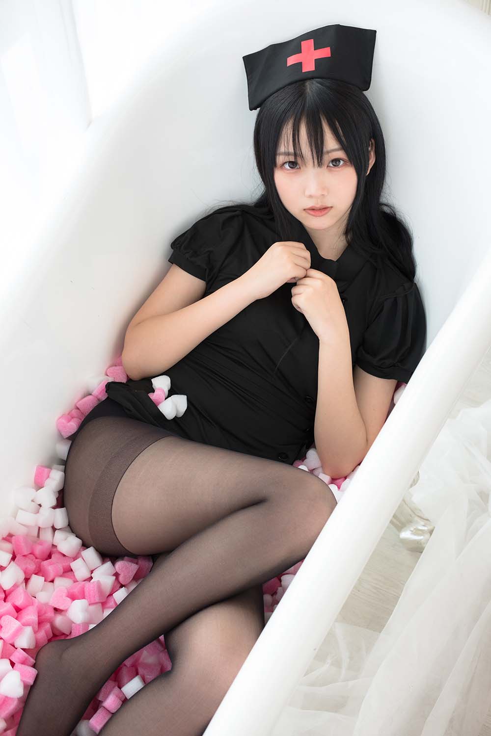 森萝财团写真 X-035 最爱还是黑丝 预览图 - 2