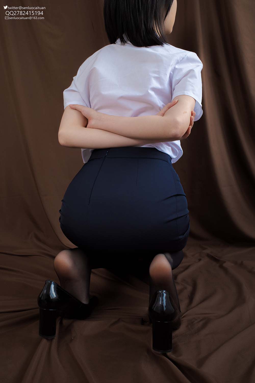 森萝财团写真 JKFUN-GG-04 ASMR 匿名 预览图 - 2