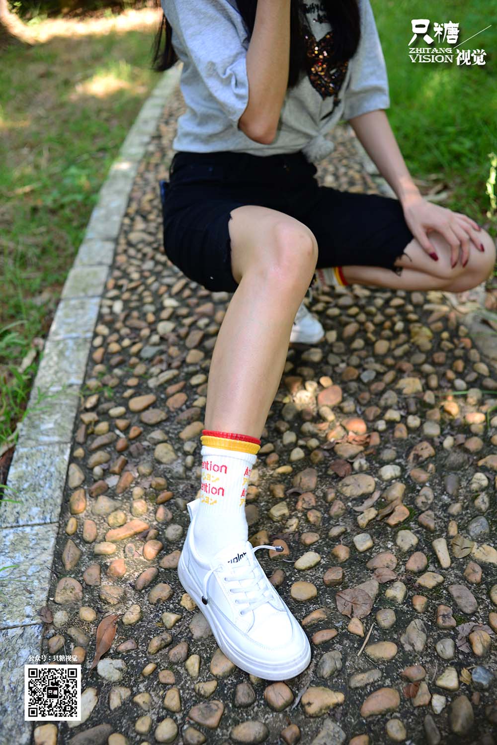 [只糖棉袜]NO.024 文文－野花与你