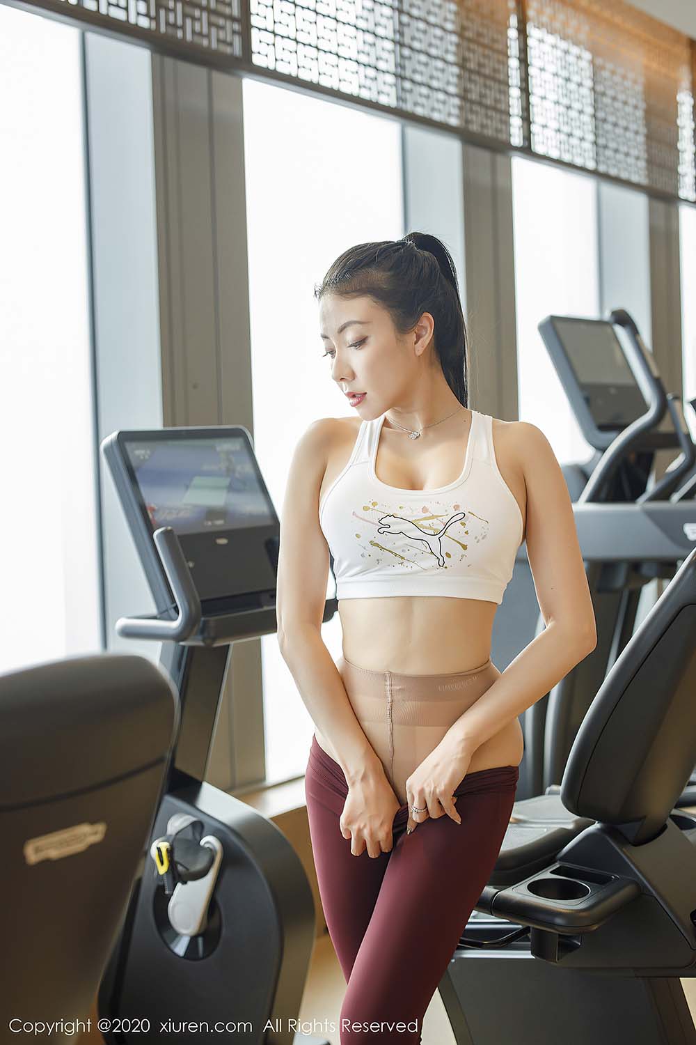 [Xiuren秀人网]XR20200715N02332 2020.07.15 NO.2332 果儿Victoria 健身辣妹 预览图 - 4