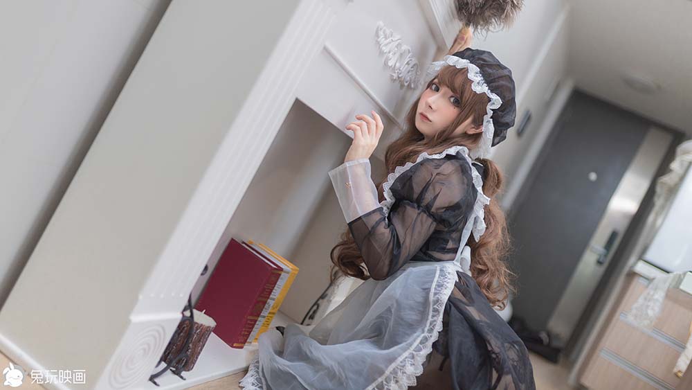 [兔玩映画]C44.005 透明女仆和黑色旗袍 预览图 - 2