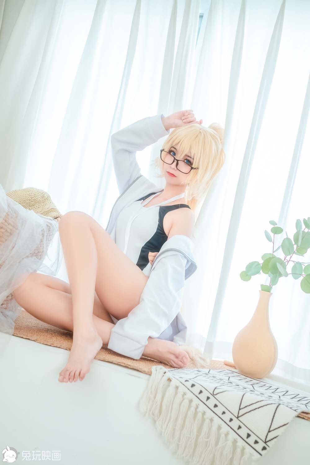 [兔玩映画]夏日泳装 VOL.043 眼镜娘 预览图 - 2