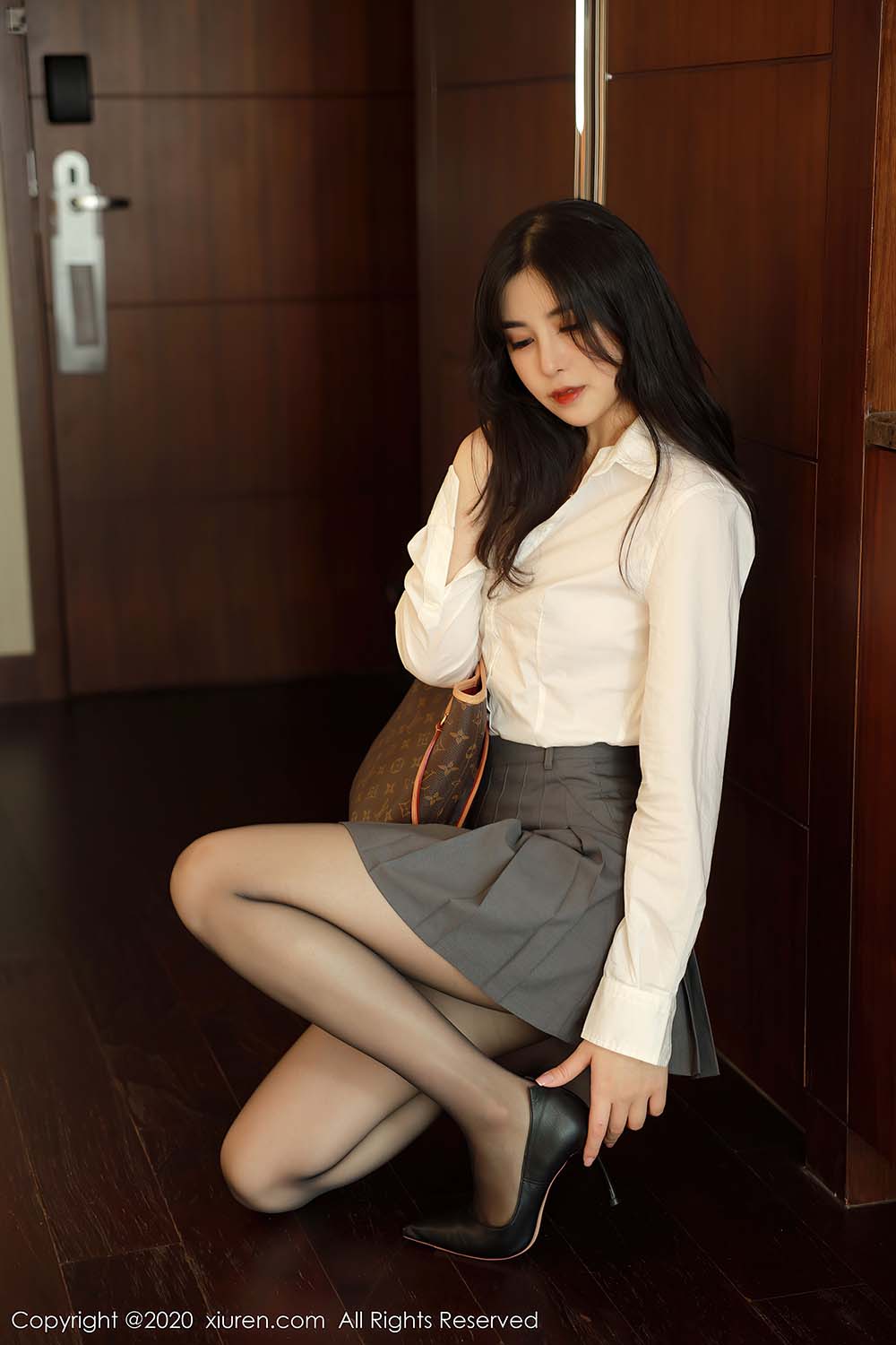 [Xiuren秀人网]XR20200715N02330 2020.07.15 NO.2330 韩静安 预览图 - 3