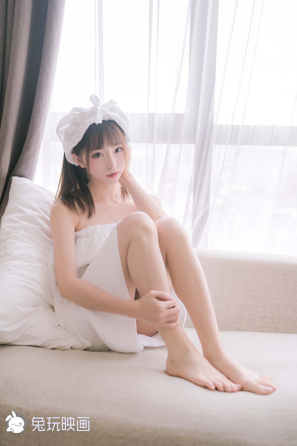 [兔玩映画]VOL.018 纯白浴巾 预览图 - 2