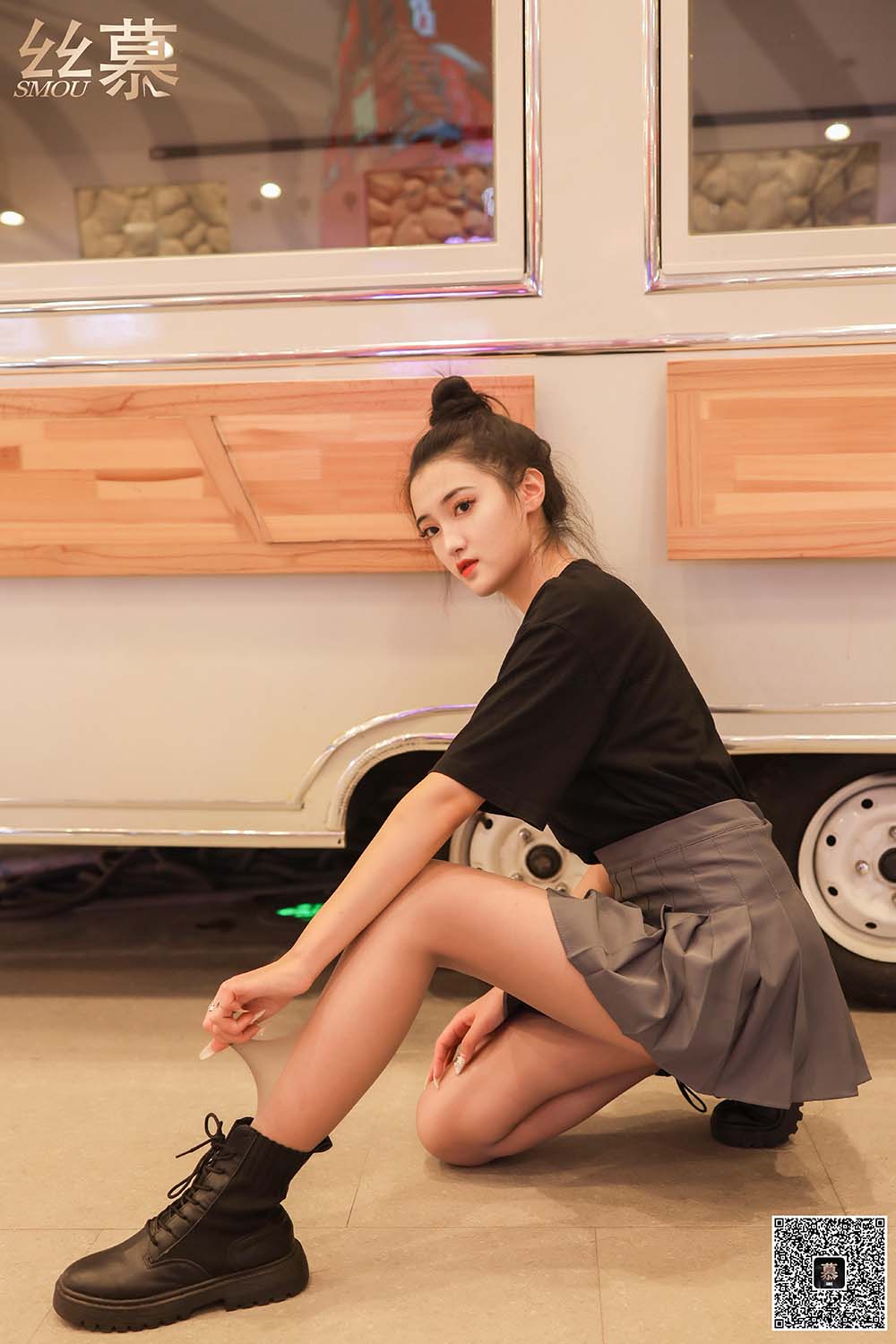 [丝慕GIRL]SM332 天天一元 菲菲《靴控体验》 预览图 - 2