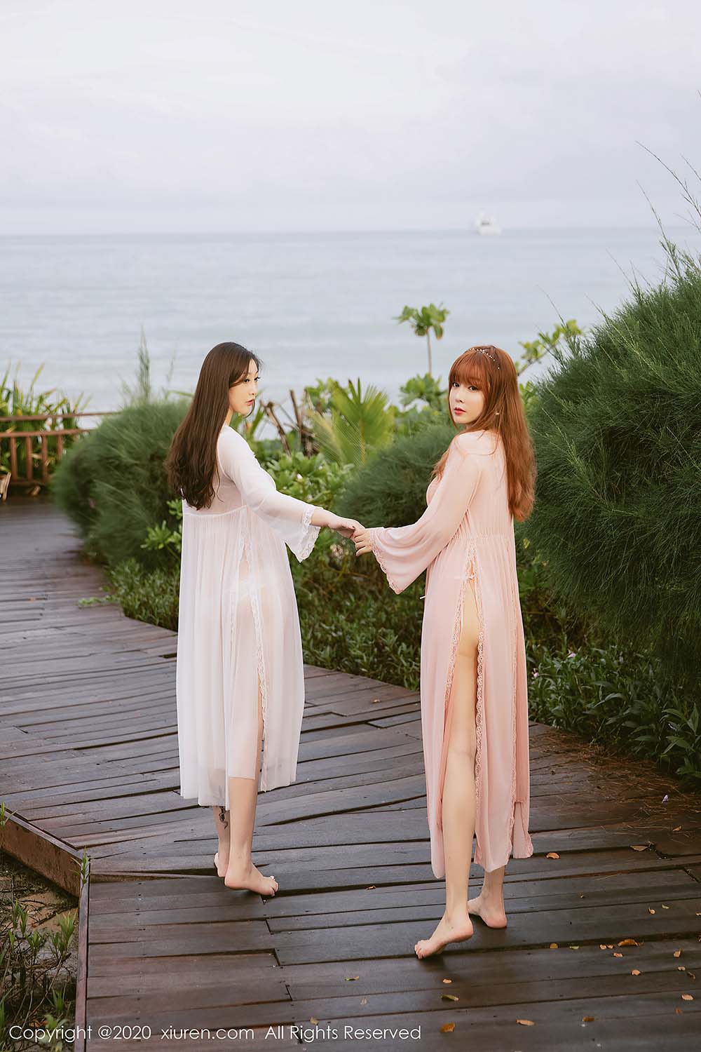 [Xiuren秀人网]XR20200814N02444 2020.08.14 NO.2444 模特合辑 妲己_Toxic和王雨纯