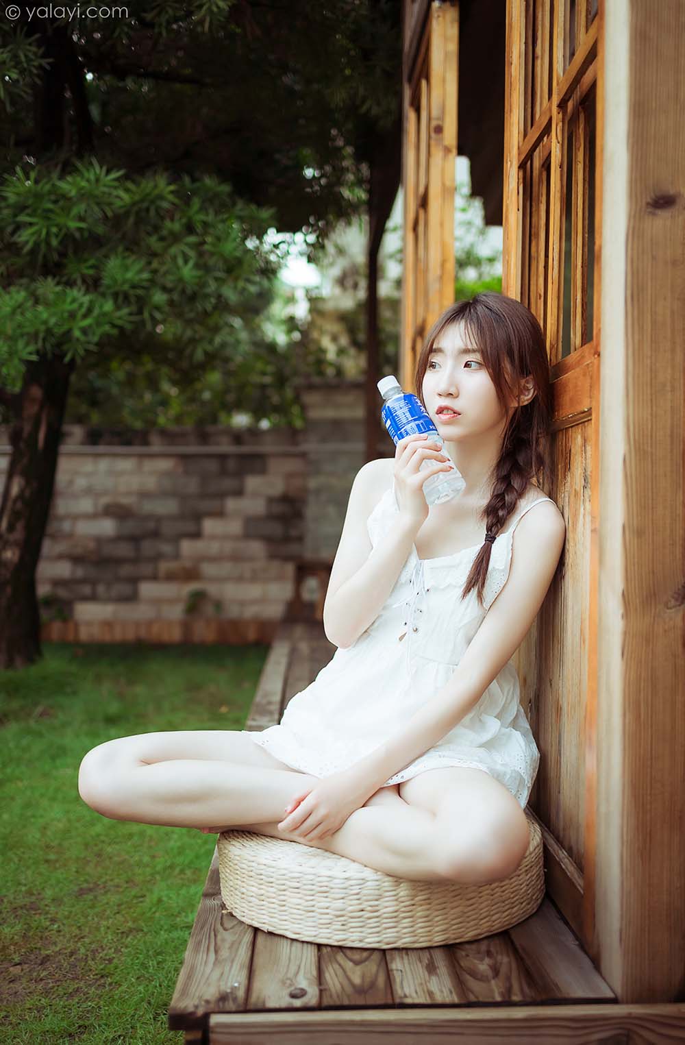 [YALAYI雅拉伊]2020.10.19 NO.715 小乔《雨后花园》 预览图 - 2