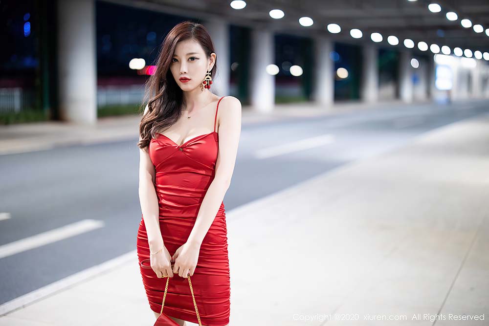 [Xiuren秀人网]XR20200901N02514 2020.09.01 NO.2514 杨晨晨sugar 预览图 - 5