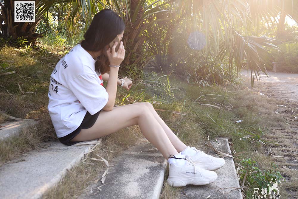 [只糖棉袜]NO.094 阿雅 – 十一月的馈赠是温柔的好天气