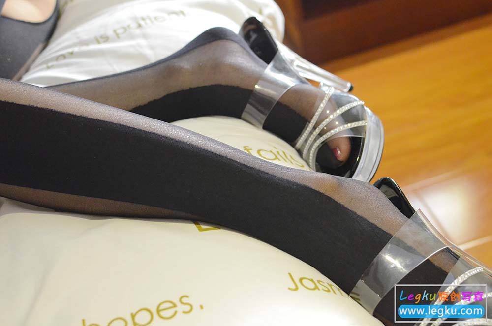 [Legku写真]2014-03-14 NO.086 预览图 - 2