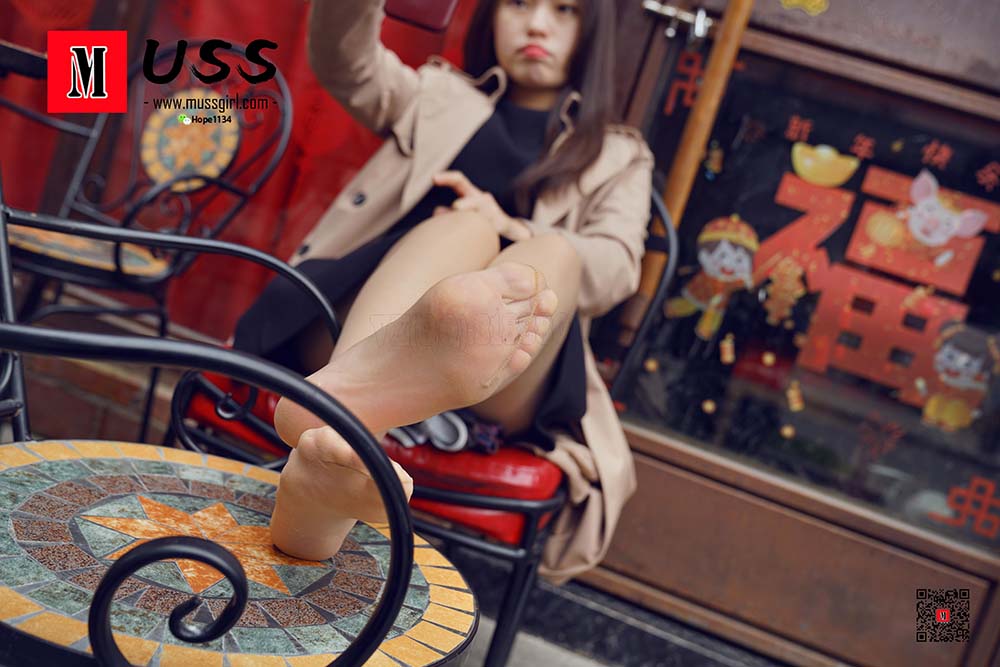 [MussGirl慕丝女郎]NO.037 与她的电话亭之恋