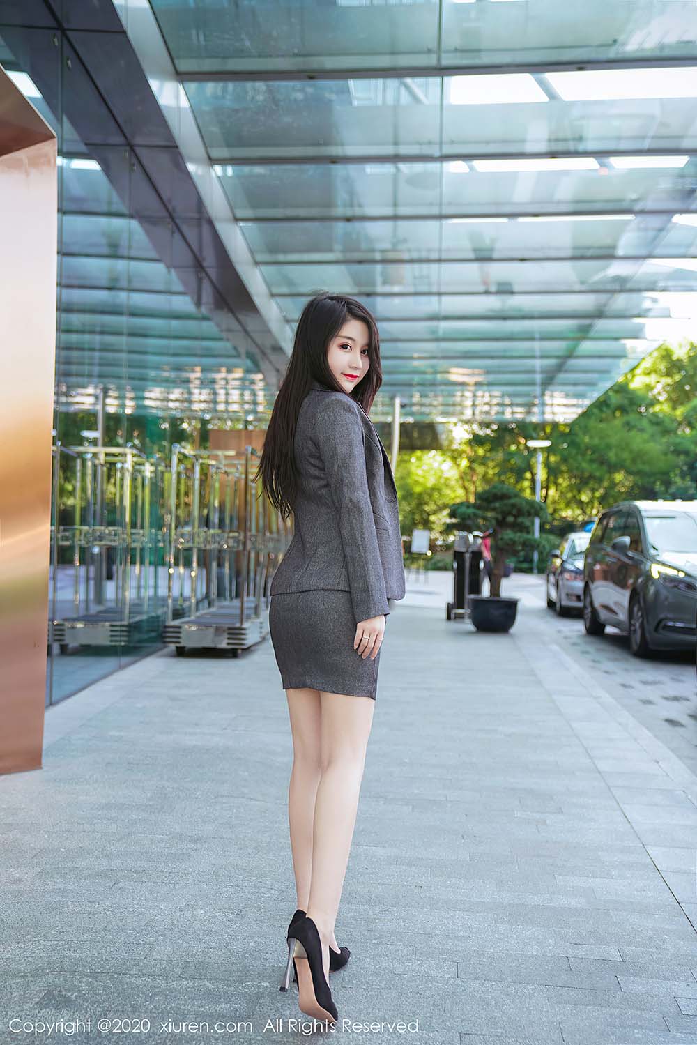 [Xiuren秀人网]XR20201009N02628 2020.10.09 NO.2628 美七Mia 预览图 - 2