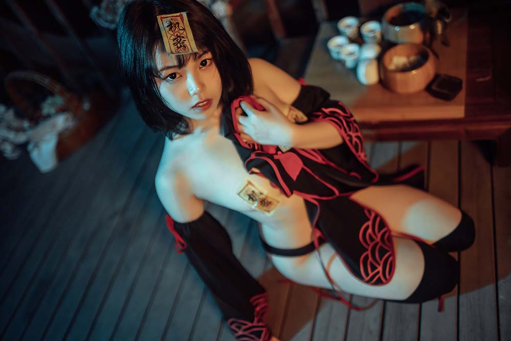 七月喵子 – 小僵尸