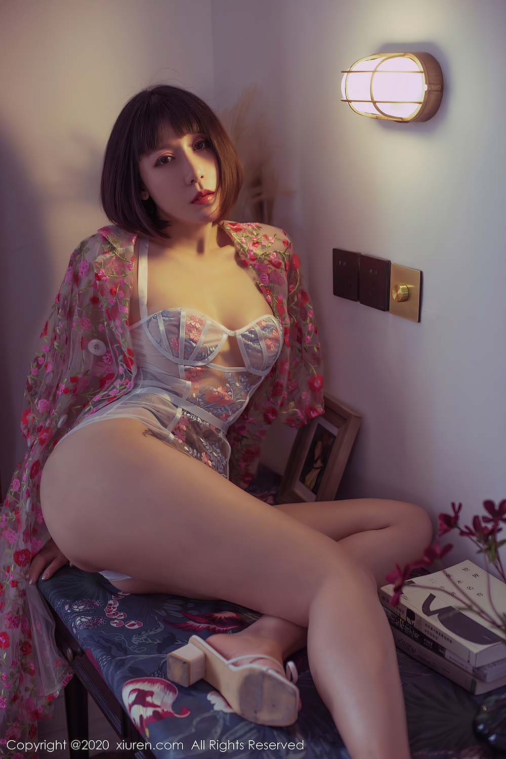 [Xiuren秀人网]XR20201015N02654 2020.10.15 NO.2654 安妮斯朵拉_Ann 预览图 - 3