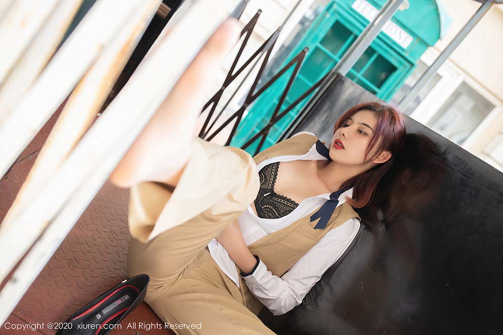 [Xiuren秀人网]XR20201211N02887 2020.12.11 NO.2887 就是阿朱啊 预览图 - 4