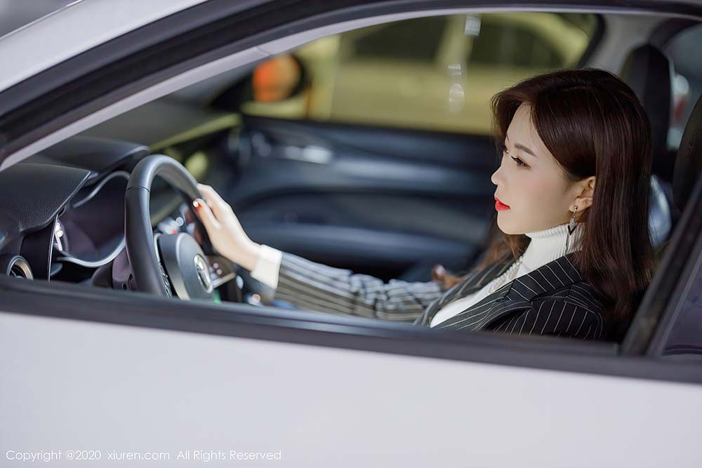 [Xiuren秀人网]2020.12.17 NO.2910 杨紫嫣Cynthia 预览图 - 3