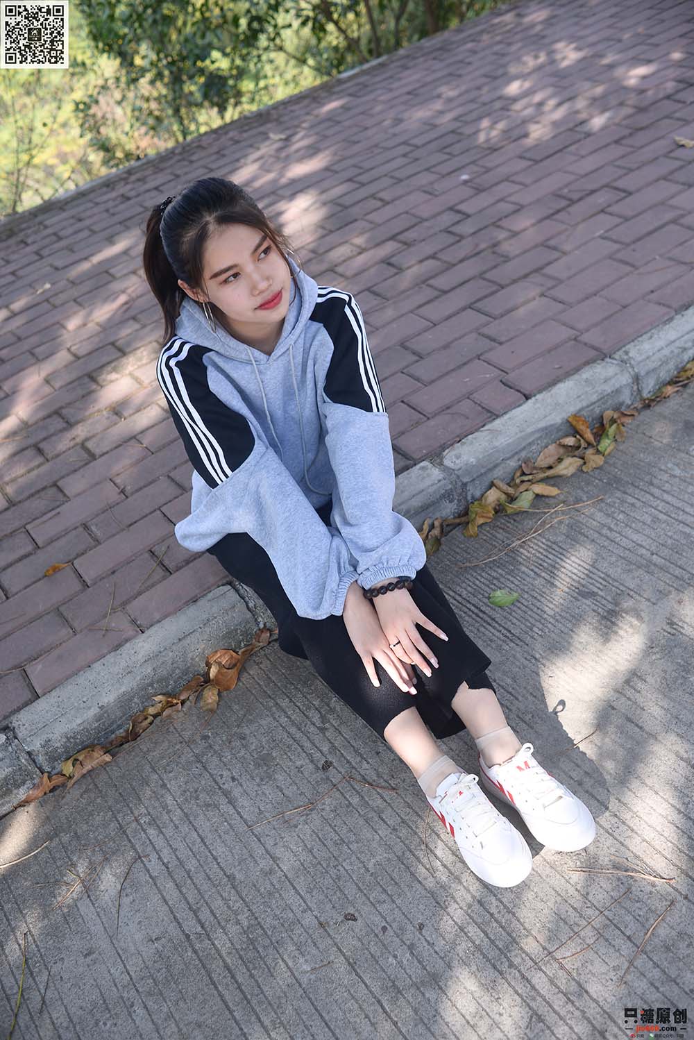 [只糖棉袜]NO.186 苏瑶 檐上落下的星