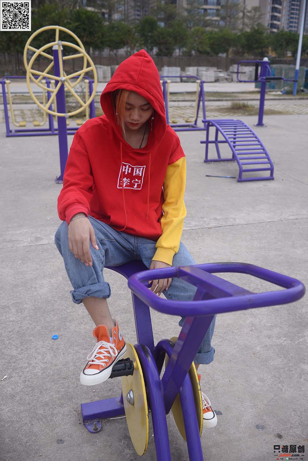 [只糖棉袜]NO.205 彤彤 新年快乐