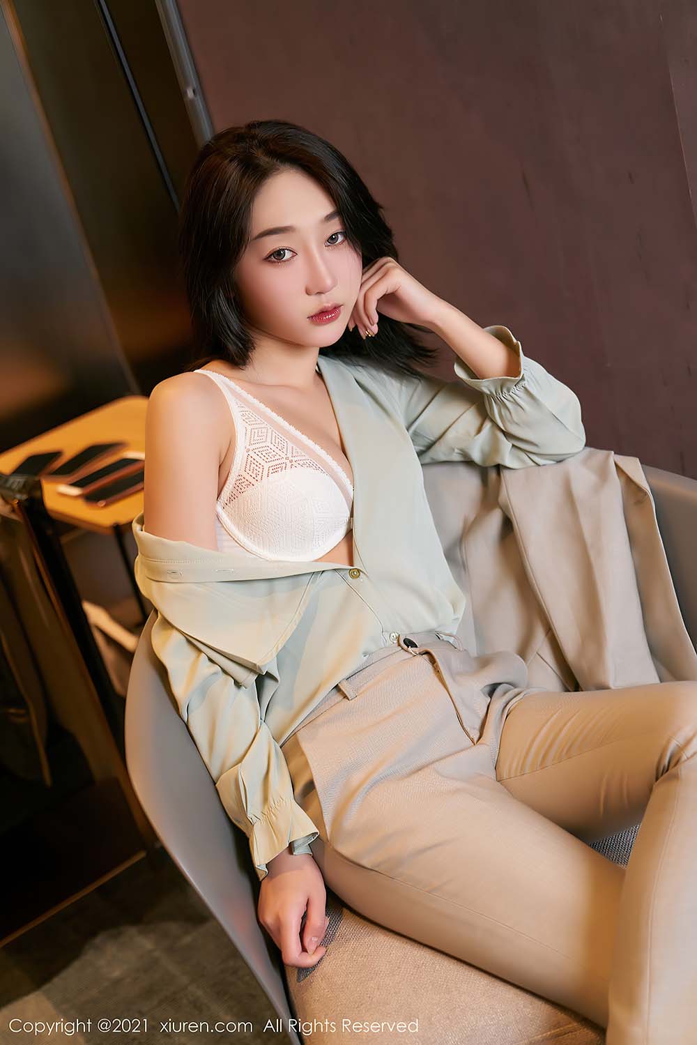 [Xiuren秀人网]2021.01.15 NO.3009 九月生_ 预览图 - 2