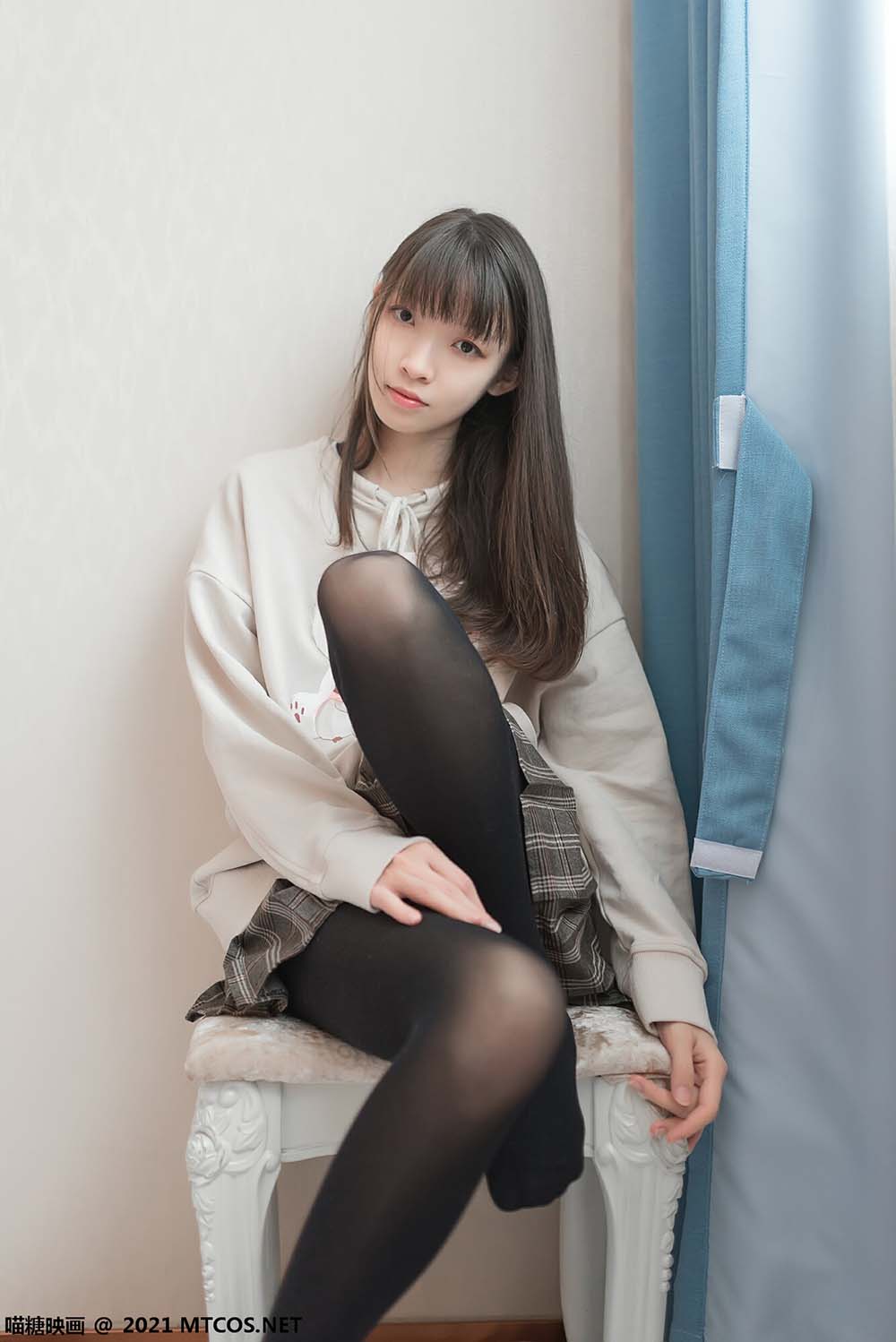 [喵糖映画]VOL.367 黑直长 预览图 - 2