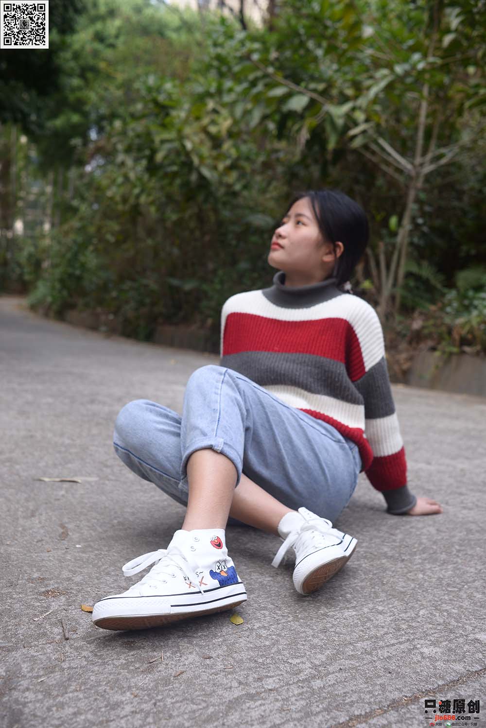 [只糖棉袜]NO.212 周子琪 花味渐浓 预览图 - 2