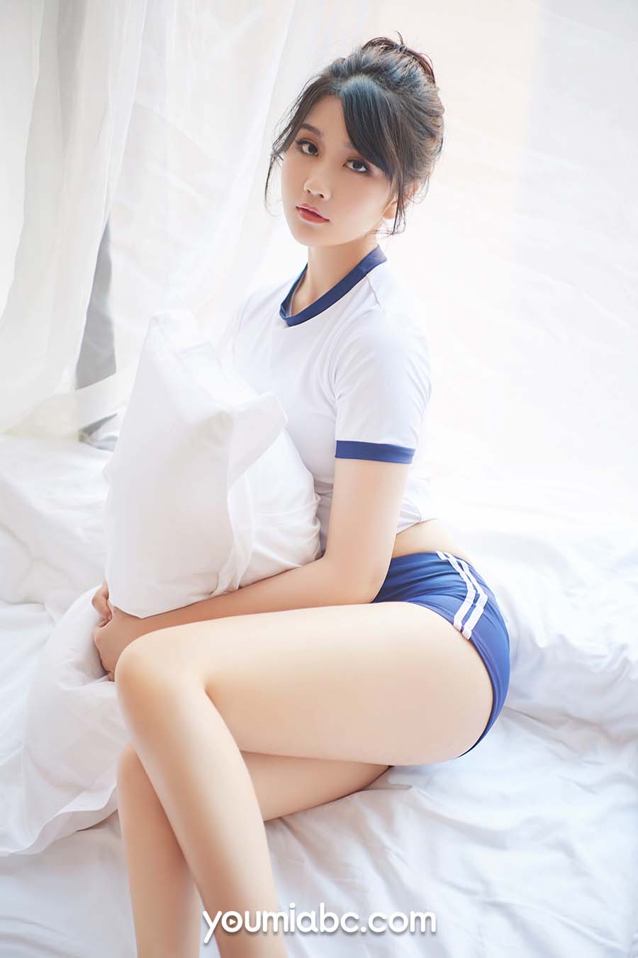 [YouMi尤蜜]2019.09.12 童颜巨乳 李葵儿 预览图 - 2