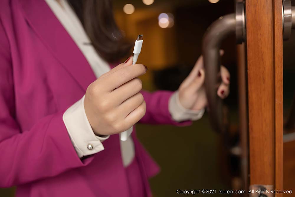 [Xiuren秀人网]2021.03.02 NO.3156 唐安琪 预览图 - 4