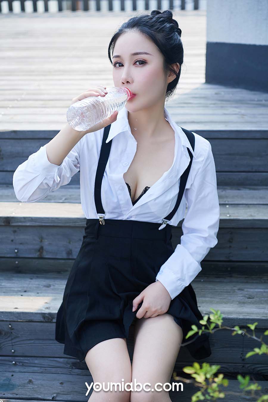 [YouMi尤蜜]2019.09.30 温澜清波 子怡