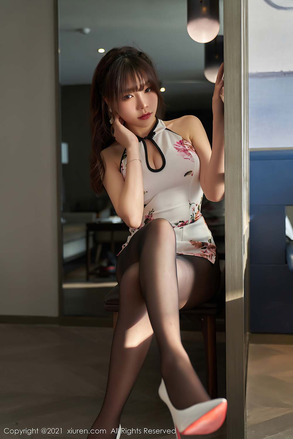 [Xiuren秀人网]2021.03.08 NO.3175 芝芝Booty 预览图 - 3